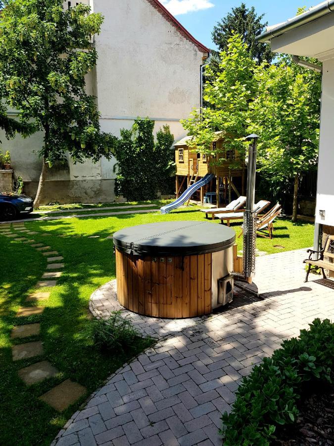 Belvarosi Kerteshaz Holiday home Keszthely
