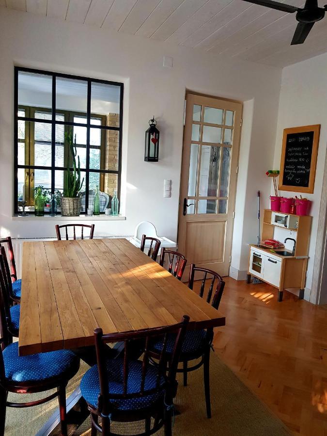 Belvarosi Kerteshaz Holiday home Keszthely